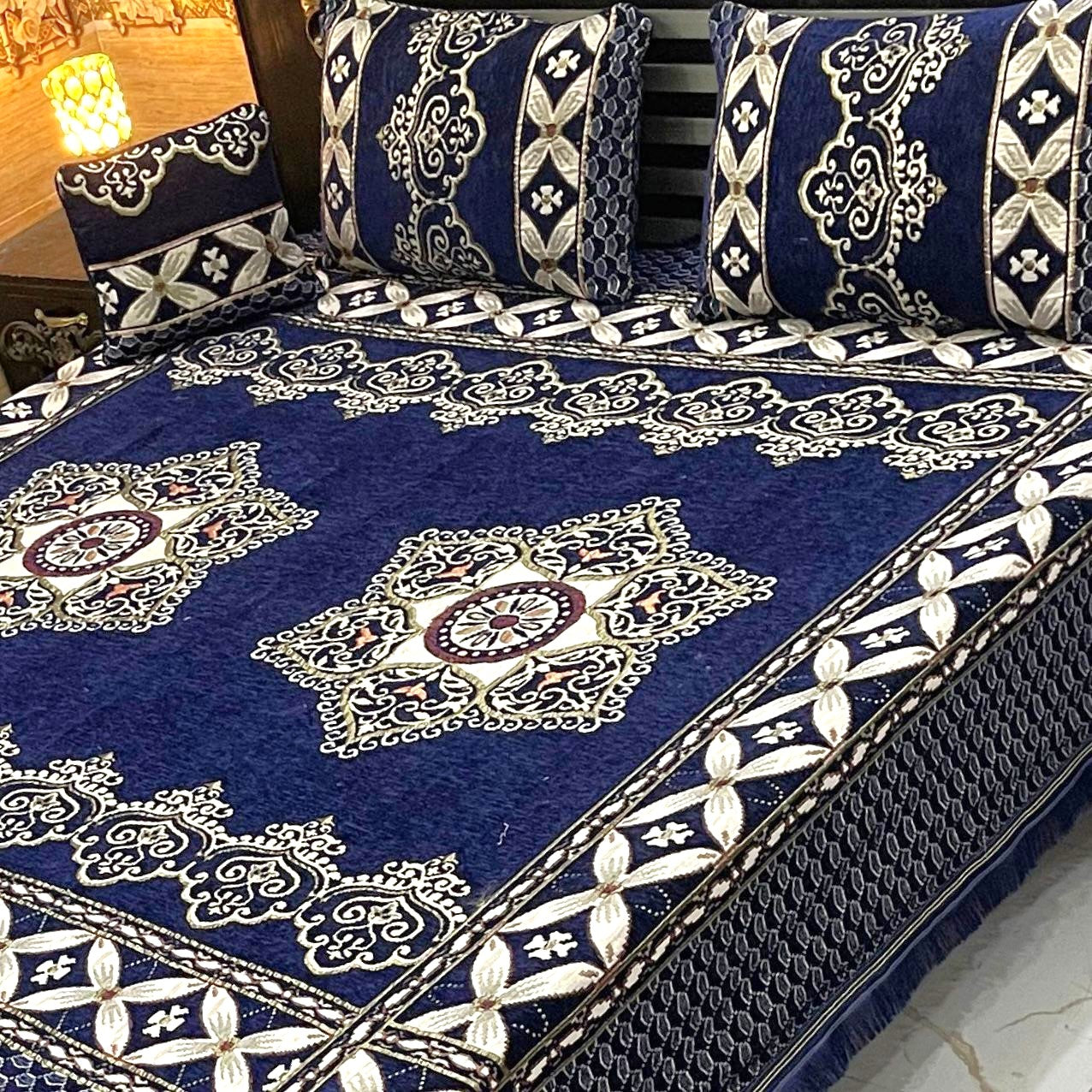 4PC Luxury Velvet Bedsheet Set - D8